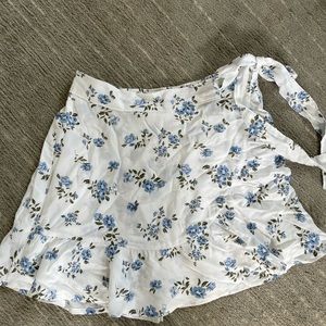 Hollister high rise skort